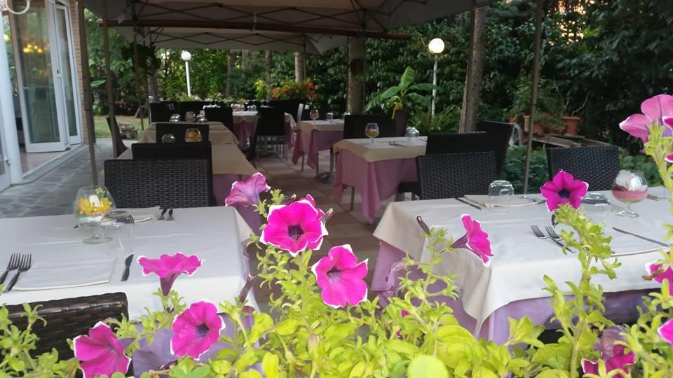 Park Hotel Castel San Pietro Terme Extérieur photo